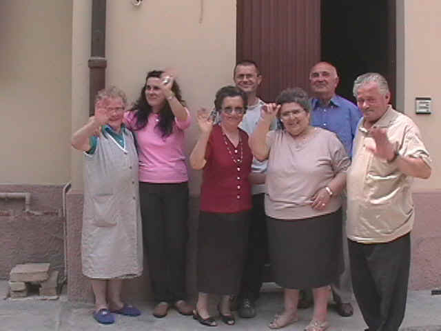 goodbye.JPG (60048 bytes)
